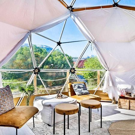 Storjord Farmstay Glamping Тромсё Экстерьер фото
